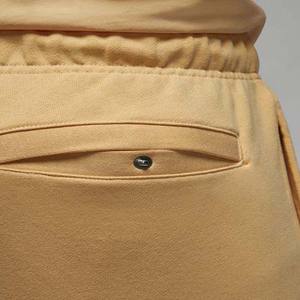 Fabricant de shorts de survêtement en molleton à taille élastique pour hommes avec logo personnalisé en coton écologique solide - Product Image 2