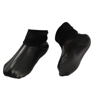 Chaussettes en cuir respirantes les plus vendues pour hommes couleurs confortables hiver hommes chaussettes en cuir chaussettes souples originales de haute qualité - Product Image 6