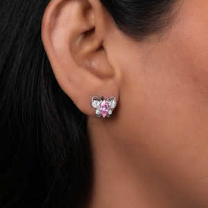 Pendientes de Mariposa Plateados de Moda con Circonita Rosa, Perla, Piedras Preciosas de Diamante, Latón Rodiado para Fiestas, Regalo Religioso para Ella - Product Image 1
