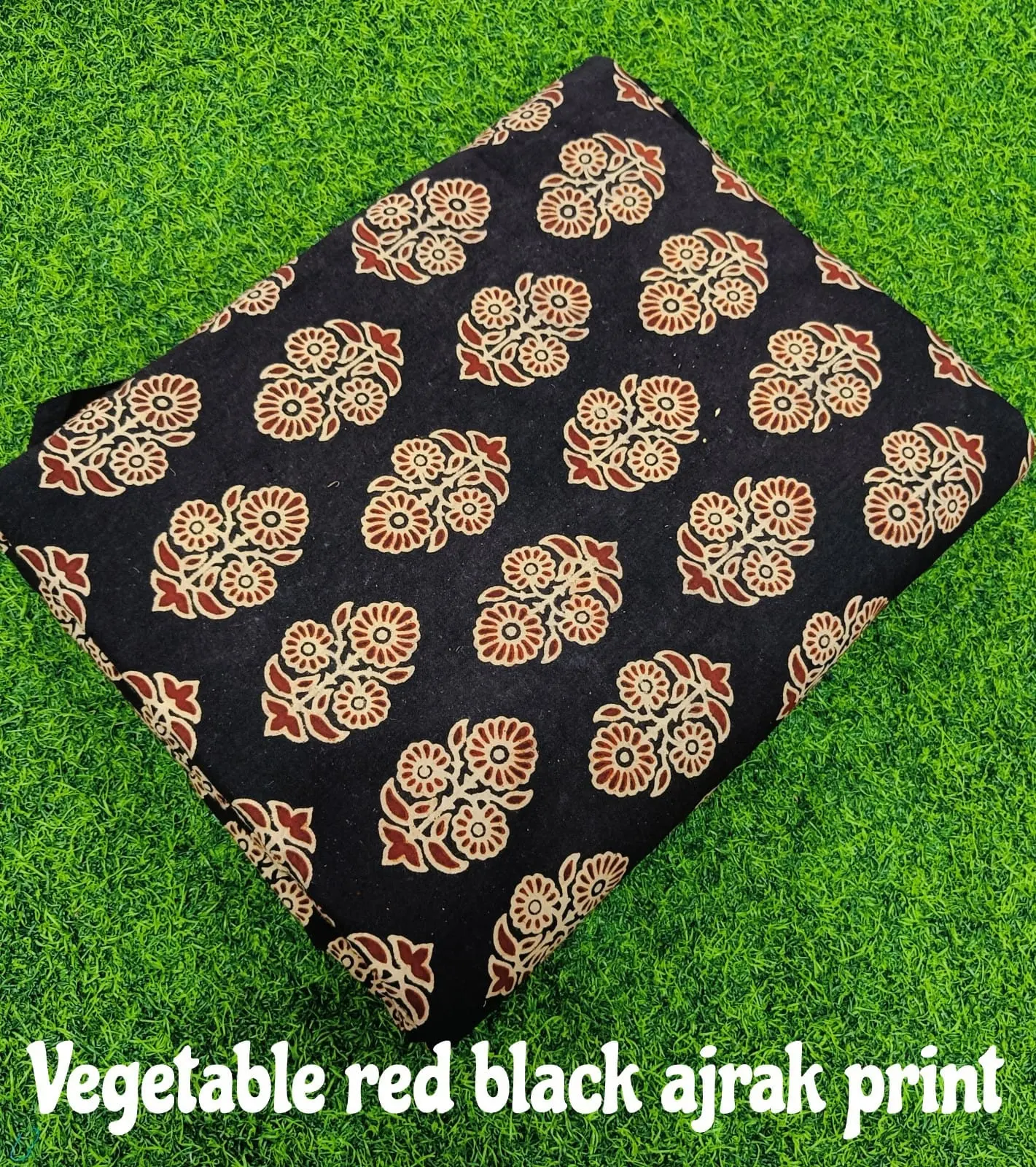 قماش طباعة Ajrak أحمر أسود نباتي هندي لصنع الفساتين قماش قطني مطبوع