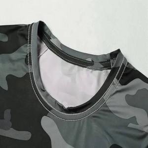 ชุดป้องกันผดผื่นแขนสั้นสำหรับผู้ชายป้องกันรังสียูวีแบบไม่มี RRI-MR-02โลโก้ - Product Image 4