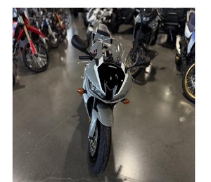 Authentique 2026 Honnda CBR600RR - Product Image 1