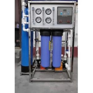 Factory Direct FRP Mini Industrial RO Plant Diseño compacto Equipo de filtración de agua pura al mejor precio - Product Image 1