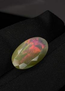 โอปอลเอธิโอเปียธรรมชาติคุณภาพดีที่สุด รูปทรงวงรี เจียระไนเหลี่ยม ประกายไฟหลากสี สำหรับนักออกแบบเครื่องประดับ จากซัพพลายเออร์ชาวอินเดีย - Product Image 5