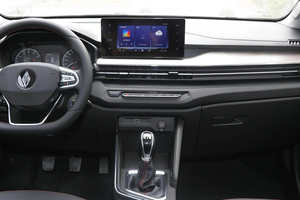 SUV Compacto Usado de Gasolina 2026, 5 Puertas, 5 Asientos, Tracción en las Cuatro Ruedas/AWD, Volante a la Izquierda, para Exportación - Product Image 3