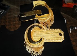 Hombreras de alta calidad, hombreras uniformes más vendidas, hombreras uniformes de tamaño personalizado para hombreras unisex de alta calidad - Product Image 4