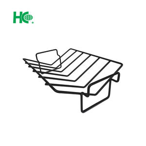 Rejilla en forma de V para barbacoa hecha de metal duradero - Product Image 1