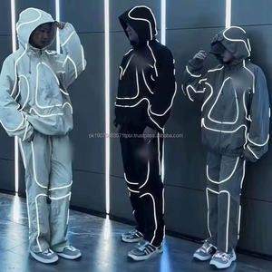 Conjunto de Sudadera y Pantalones Oversize Personalizados de Alto Gramaje con Capucha Doble y Máscara de Esquí, Estilo Urbano Holgado Reflectante Unisex - Product Image 3