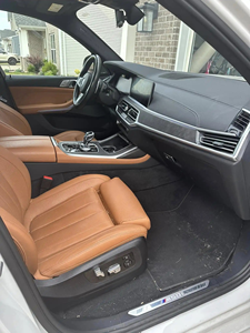 Sử dụng 2024 B m W X7 m50i - Product Image 4