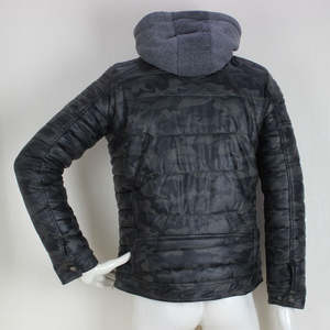 Veste matelassée d'hiver pour hommes, brodée sur mesure, veste matelassée OEM de haute qualité, veste personnalisée grande taille à bulles d'air 2025 - Product Image 2