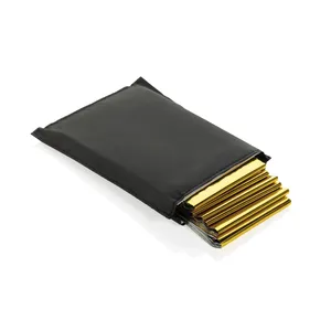 Couverture d'urgence personnalisée Solra, gadgets de sécurité et de survie écologiques - Product Image 1