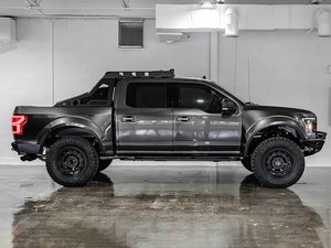 Pick-up d'occasion Super Crew 4x4 essence, transmission automatique, transmission intégrale, sièges en cuir, pneus R18, régulateur de vitesse, importé du Japon - Product Image 3