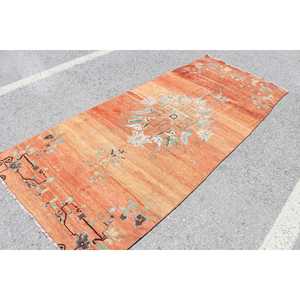 Tapis vintage 3,9x8,6 pieds, tapis turc, tapis à motifs floraux orange et bleu - Product Image 2