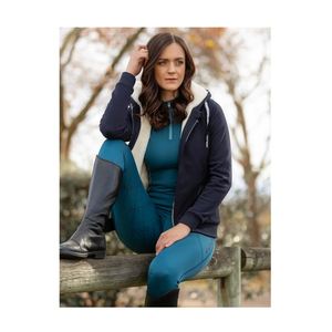 Sudaderas con capucha de manga larga para mujer, ropa de invierno de corte Regular, disponible a precio asequible - Product Image 3