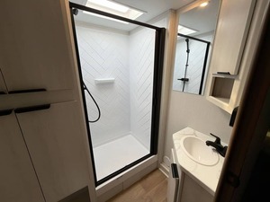 NOUVEAU 2026 WINNEBAGO RV ACCES 25RK caravane de voyage prête à la vente - Product Image 5