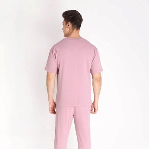 Ensemble coordonné imprimé élégant et tendance pour hommes-Parfait pour les vêtements décontractés et les sorties d'été-Tissu de haute qualité - Product Image 4