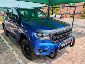 Mejor Rendimiento Aquí: Ranger Wildtrak 2.0 Bi-Turbo 4x4 Automática Doble Cabina PICK UP 2022 Usada, Volante a la Izquierda, Interior Oscuro, En Venta - Product Image 5