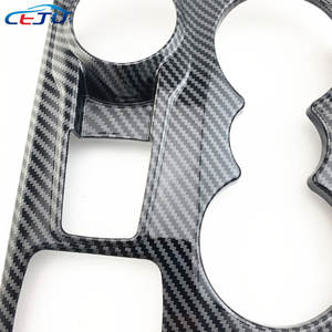 Kits de <span class=keywords><strong>Interior</strong></span> de coche con aspecto de carbono ABS, cubierta de Panel de portavasos de Control Central, pegatina para <span class=keywords><strong>Ford</strong></span> <span class=keywords><strong>Kuga</strong></span> ST Line Escape C482 2020-2025 - Product Image 6