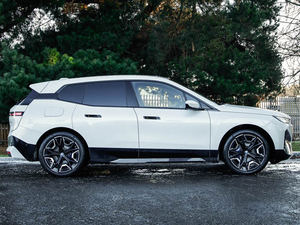 USADO LHD/RHD 2024 B M W IX E XDRIVE 40 M SPORT - Product Image 3