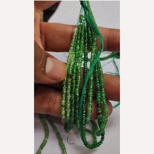 8 hebras de Tsavorita Natural 3mm redondel cuentas lisas 143 Cts lote Iroc ventas 14 pulgadas collar de cuentas de piedras preciosas US $86 para todos - Product Image 3