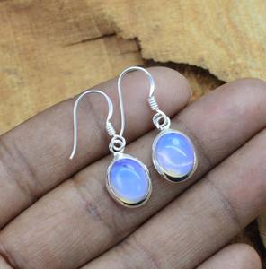 Pendientes clásicos, joyería para mujer, joyería de estilo bohemio de Plata de Ley 925, piedras preciosas de opalita lechosa, regalo hecho a mano para esposa - Product Image 2