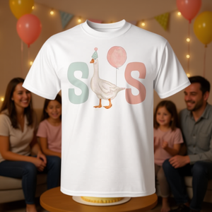 T-shirt promozionale coordinata per la famiglia per il primo compleanno di One Silly Goose Sister - Product Image 3