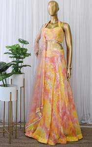 เสื้อเชิ้ตผู้หญิงผู้หญิงรุ่นล่าสุดของ Ghaghra Choli,เสื้อเบลาส์ Lehenga Choli พิมพ์ลายดิจิตัล - Product Image 3