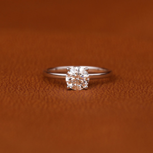 Bague de fiançailles en or 14KT 3.00 CT de style classique de luxe avec diamant cultivé en laboratoire IGI certifié cadeau d'anniversaire parfait - Product Image 2