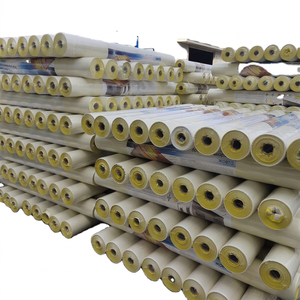 Membrana impermeable de tres capas de 80gsm y 180gsm para revestimiento de estructuras de madera, material de impermeabilización para villas. - Product Image 1