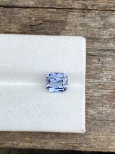 แทนซาไนต์ธรรมชาติรูปทรงแปดเหลี่ยมไม่ให้ความร้อน1.83กะรัตสำหรับทำเครื่องประดับ - Product Image 3