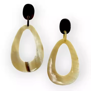 Pendientes de Cuerno Natural de Alta Calidad con Diseño de Mariposa, Estilo Clásico para Mujer, Joyería de Fiesta de Crescent Crafts - Product Image 4