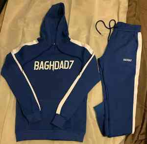 เสื้อฮู้ดผู้ชายทรงปกติ สีดำล้วน สำหรับเล่นกีฬาฤดูหนาว เสื้อยิม กางเกงจ็อกเกอร์ ประดับคริสตัล ล้างสี 100% ผ้าฝ้าย - Product Image 4