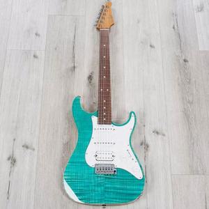 Guitarra HSS 2025/26 con Diapasón de Pau Ferro en Azul Bahama, NUEVA - Product Image 2