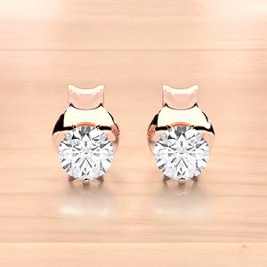 Sofisticación moderna 0.50Ct Lab Grown Diamond Push Back Stud Pendientes en oro sólido OEM Venta al por mayor disponible - Product Image 1