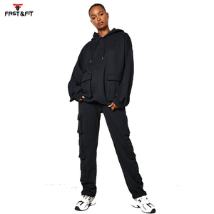 Sweat à capuche surdimensionné pour femme, col à capuche avec logo imprimé en coton uni et grandes poches pour la saison d'hiver, nouvelle collection, fabriqué au Pakistan - Product Image 4