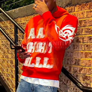 Chándal Desgastado para Hombre con Diseño Rasgado, Perfecto para Salidas Informales y Estilo de Vida Activo - Product Image 4