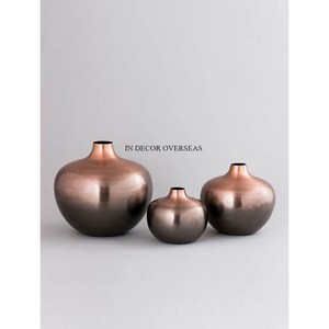 Ensemble de 3 vases à fleurs en métal de haute qualité, à double ombrage, pour la décoration intérieure. - Product Image 1