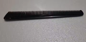 Peigne commun et peigne en corne pour accessoires de coiffure de salon professionnel de l'Inde à vendre en vrac par l'artisanat en croissant - Product Image 3