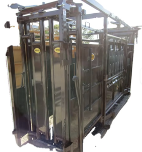 À VENDRE : Système de calfeutrage pour bovins Siouxs Steel HiQual (calfeutreur, bacs, allées) - Product Image 1