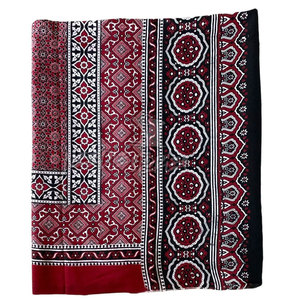 Écharpes Ajrak brodées à la main en coton Ajrakh, vêtements d'été pour adultes, écharpes - Product Image 1