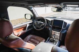 2021 Toyota Land Cru-iser Diesel Caja de cambios manual automática Dirección izquierda Asientos de cuero Aleación de aluminio R17 - Product Image 2