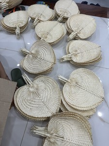 พัดไม้ไผ่มือจับสไตล์เวียดนามพัดพับได้เหมาะสำหรับงานแต่งงานงานขายปลีกและ2025ส่งออก - Product Image 4