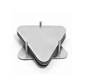 Sous-verres modernes en métal de forme ronde en acier inoxydable avec une finition élégante, parfaits pour la décoration intérieure élégante et la protection des boissons - Product Image 1