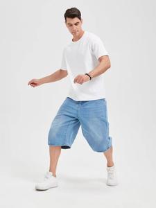 กางเกงยีนส์ขาสั้นทรงหลวมสำหรับผู้ชายกางเกงขาสั้นผ้าเดนิมปักลาย - Product Image 2