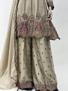 ชุดผ้าชิโน่ปักแบบพรีเมี่ยมเย็บอย่างเต็มที่และสวมใส่สบาย - Product Image 5