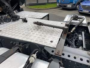 รถบรรทุกเมอร์เซเดส-เบนซ์ อโรคส์ 1843 ปี 2018 มือสอง - Product Image 3