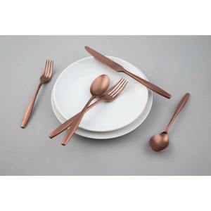 Couverts élégants en acier inoxydable or rose mat pour les repas de luxe, les fêtes de mariage et la décoration de table de cuisine moderne d'Inde - Product Image 4