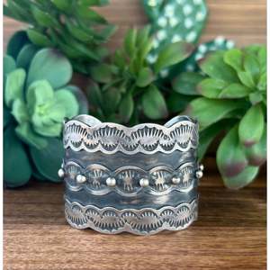 กำไลข้อมือเงินแท้ทรงปล่องไฟ ดีไซน์ทันสมัย - Product Image 1