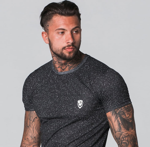 Camiseta de Manga Corta con Estampado por Sublimación Personalizada al por Mayor, Diseño 2025, Camiseta Larga con Dobladillo Curvo para Hombre - Product Image 4