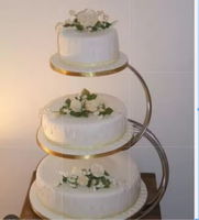 Support à gâteau en métal le plus exigeant Support à gâteau décoratif Dernier design Support à gâteau en métal pour la fête par Decor impex